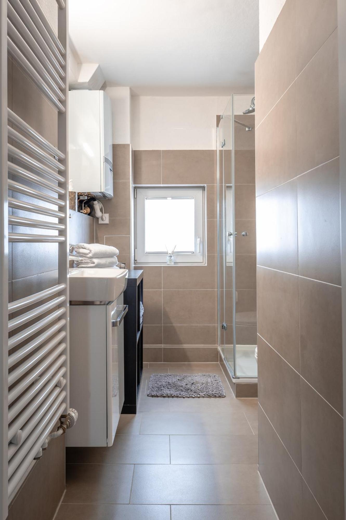 Eich-Penthouse, Zentral Am Stadtwald Mit Ausblick Ueber Die Stadt, 24H Self Check-In, Netflix, Disneyplus Ганновер Екстер'єр фото